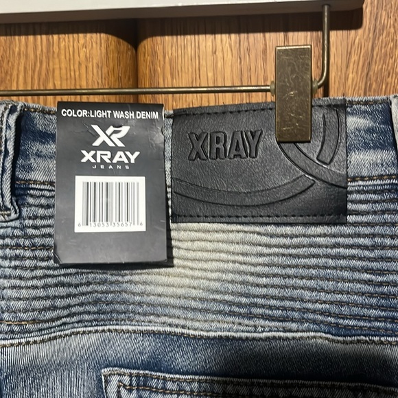 X-Ray - Picture 7 of 7